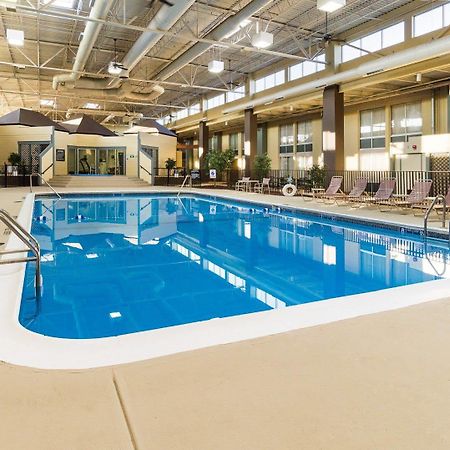 Comfort Inn & Suites Airport Syracuse Exteriör bild