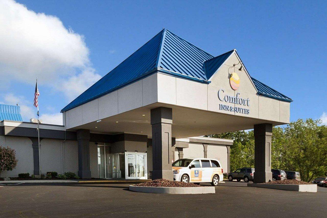 Comfort Inn & Suites Airport Syracuse Exteriör bild