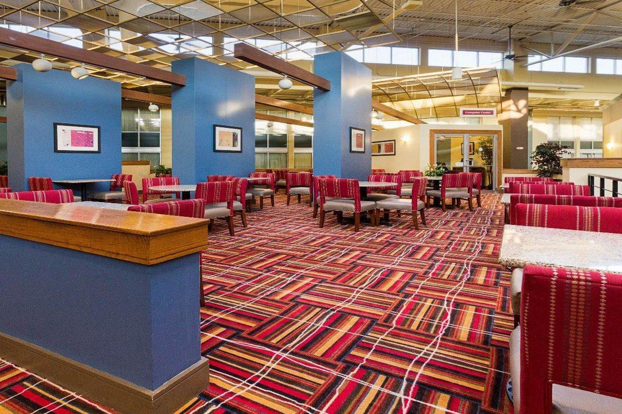 Comfort Inn & Suites Airport Syracuse Exteriör bild